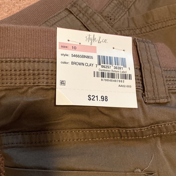 Women’s Style & Co. Capri Pants New Size 10 - Picture 7 of 7